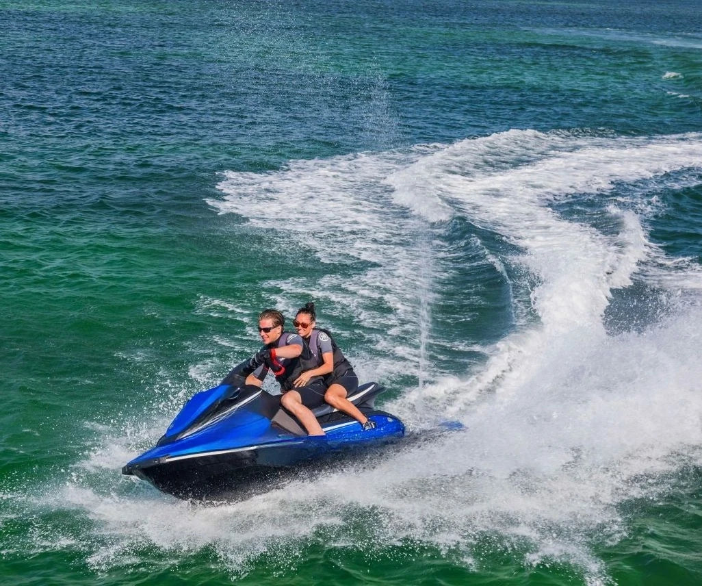 Jet skis, yachts, speedboats, adult jet skis