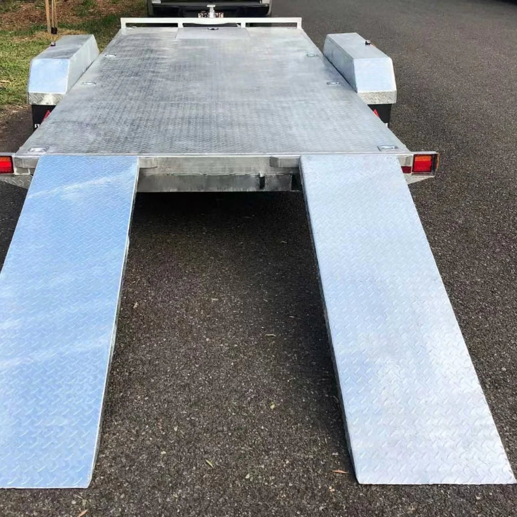 Custom Full Tilt Steel Floor Car Trailer for High-Production Agricultural Transport