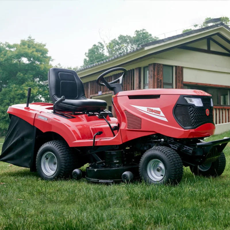 Deposit Four-wheel Drive Tractor-style Lawn Mower for Home Lawn Weeding Golf and Soccer Field Care and Car Driving Functionality