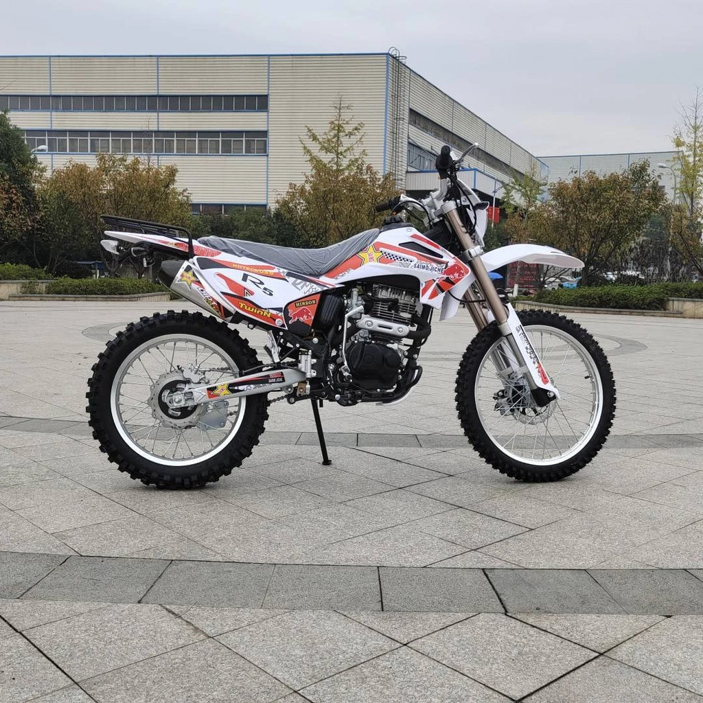 250cc Off-Road Motorcycle 4 Tempos Dirt Bike - Affordable Mobilete ATV UTV Go-Kart Farm Utility Vehicle