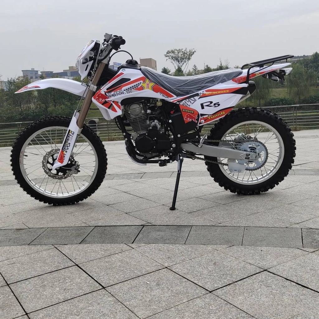 250cc Off-Road Motorcycle 4 Tempos Dirt Bike - Affordable Mobilete ATV UTV Go-Kart Farm Utility Vehicle