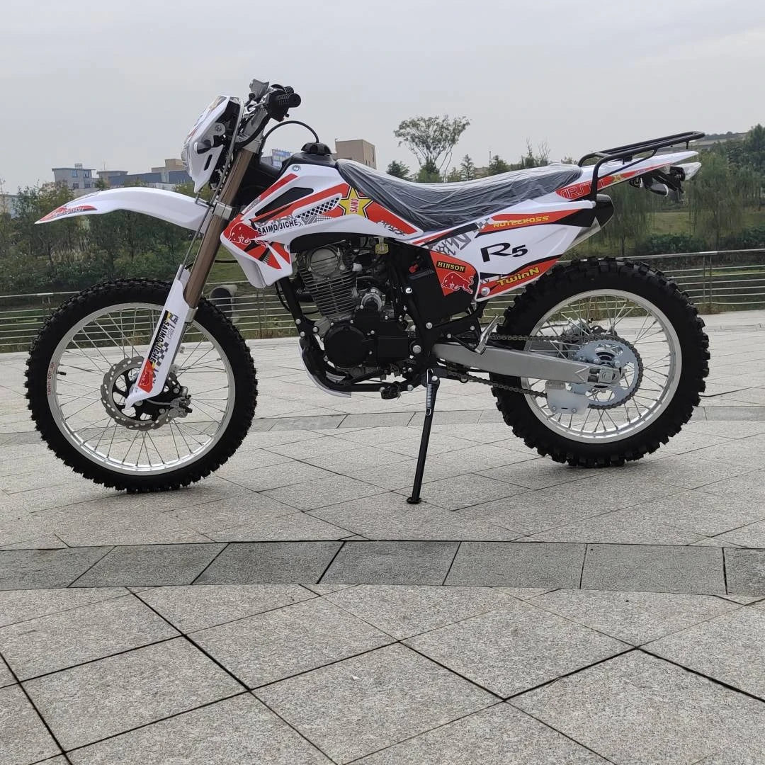 250cc Off-Road Motorcycle 4 Tempos Dirt Bike - Affordable Mobilete ATV UTV Go-Kart Farm Utility Vehicle