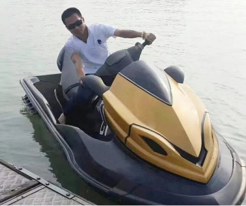 Adult two-seater jet skis, patrol speedboats, jet skis