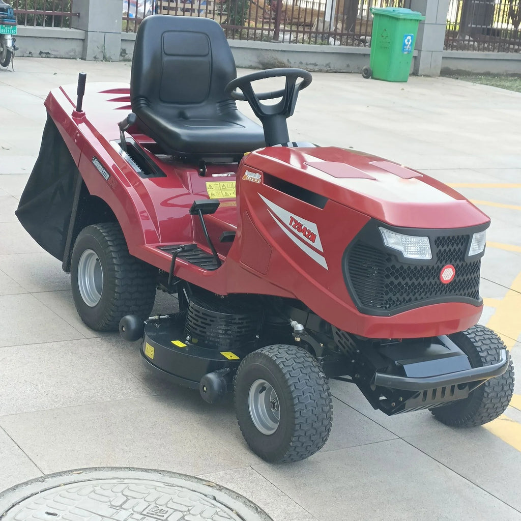 Deposit Four-wheel Drive Tractor-style Lawn Mower for Home Lawn Weeding Golf and Soccer Field Care and Car Driving Functionality